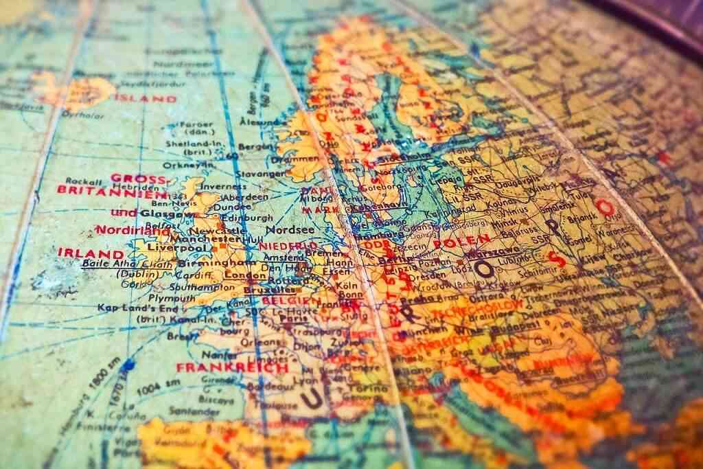 ES ministri ir pārliecināti, ka Eiropa pārdzīvotu Facebook un Instagram slēgšanu