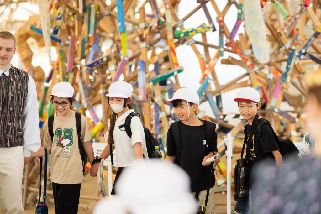 Ar rekordlielu apmeklētāju skaitu un starptautiskām balvām noslēdzas Latvijas dalība EXPO 2025