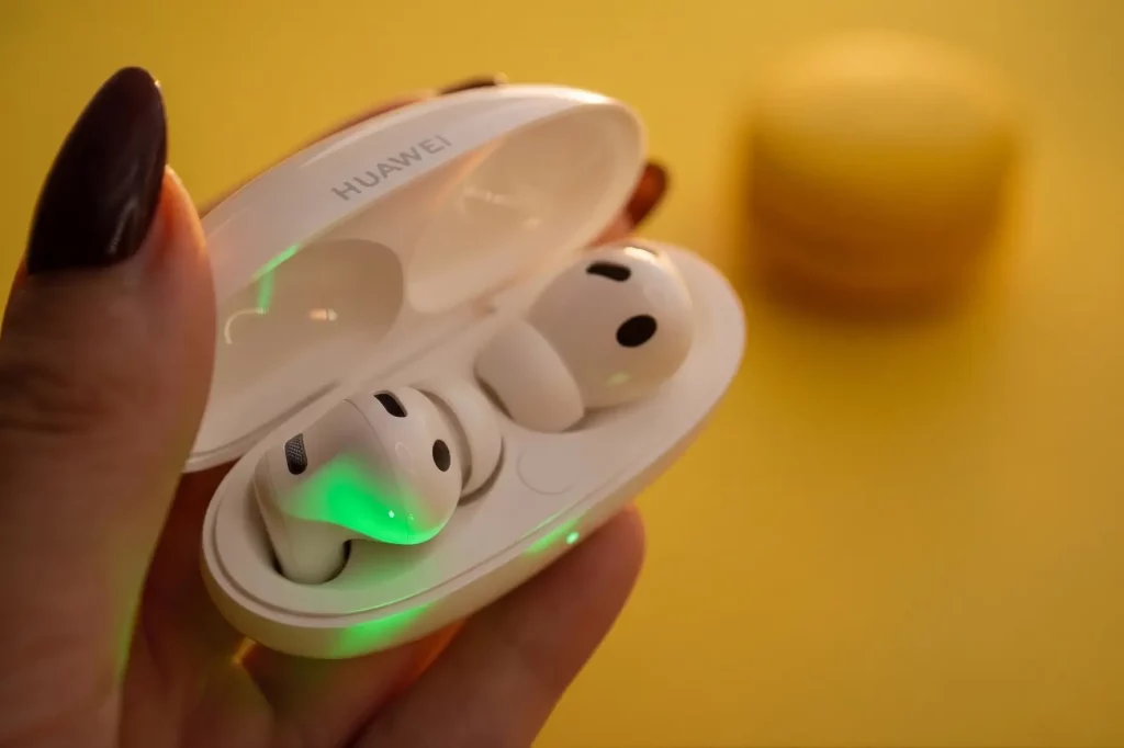 Huawei FreeBuds Neo apskats