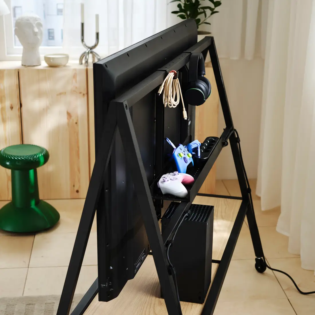 IKEA sadarbībā ar XBOX radīta datorspēļu iedvesmota kolekcija tagad pieejama Latvijā