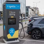 “Ignitis ON” ievieš dīkstāves maksu visās ātrās elektroauto uzlādes stacijās Latvijā